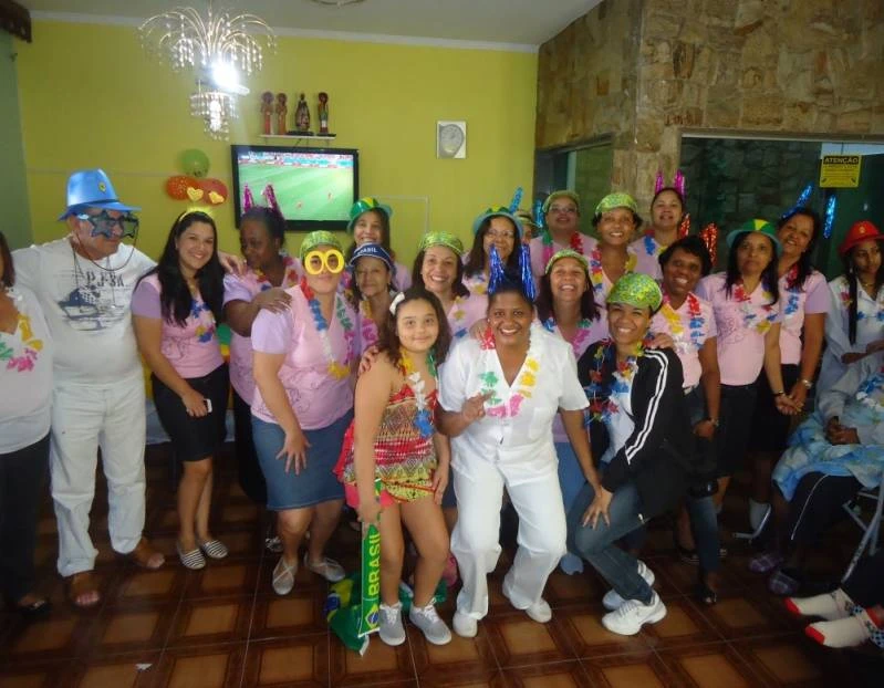 lar para idosos