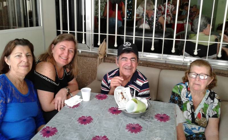 Casa de Cuidados de Idosos Vila Oratório - Cuidados para Idosos com Alzheimer