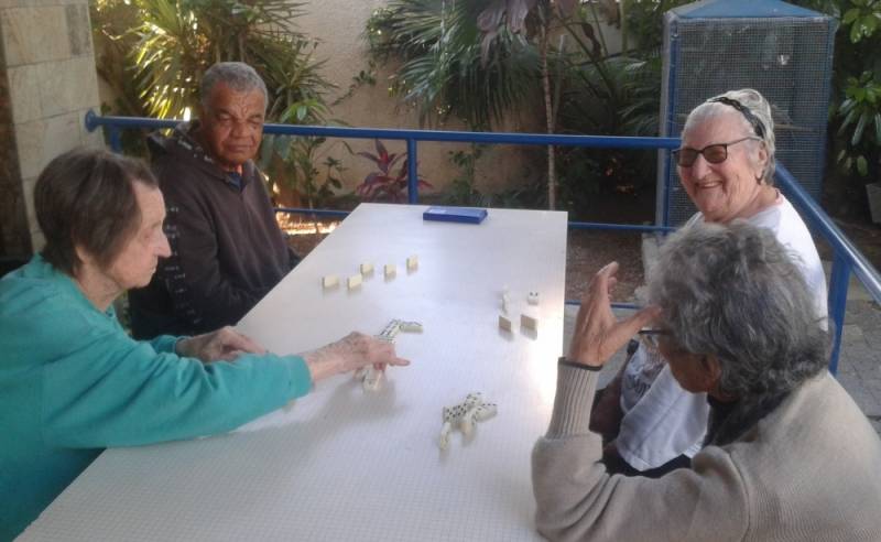 Casa de Repouso e Creche para Idosos Preço no Carrãozinho - Creche de Idoso Particular