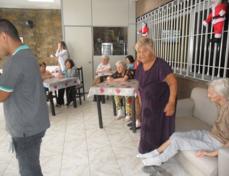 Clinica Dia para Idosos Dependentes Preço Brás - Clínica Dia para Idosos Passarem o Dia