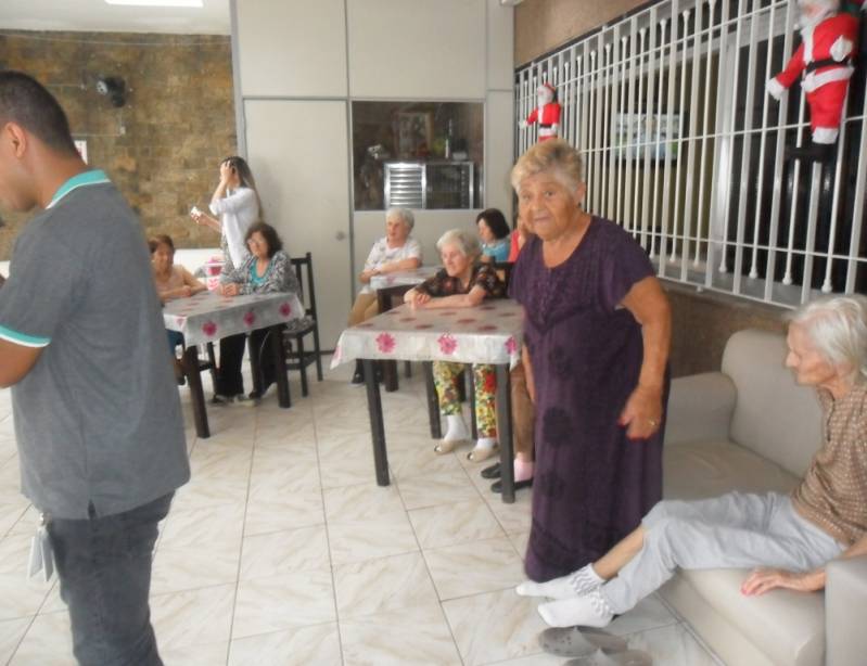 Clinica Dia para Idosos Dependentes Preço Guarulhos - Clínica Dia Geriátrico