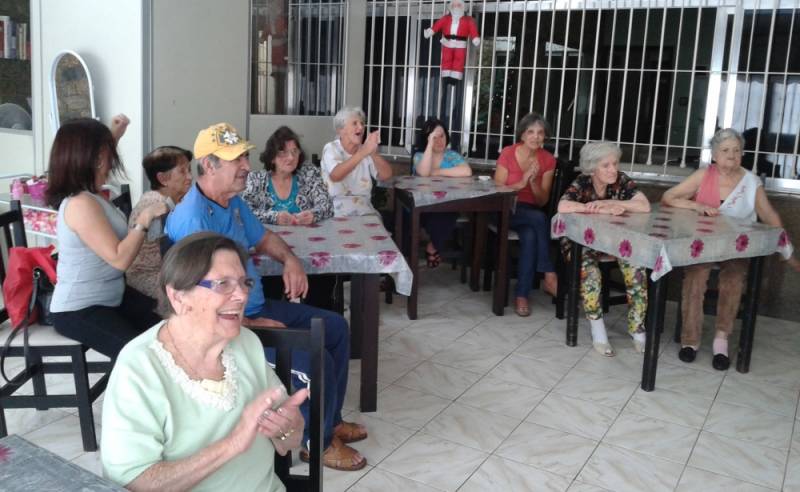 Clínica Dia para Idosos Preço Jardim Santana - Clínica Dia para Idosos Passarem o Dia