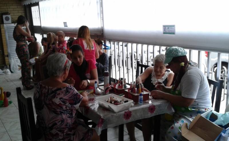 Creches Geriátricas em Jaçanã - Creche para Hospedagem de Idosos