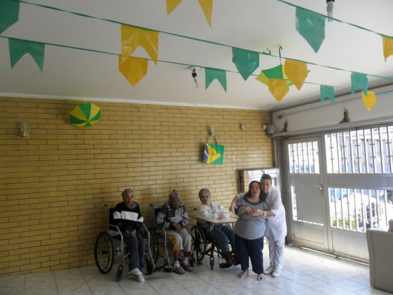 Lar de Idosos no Jardim América da Penha - Repouso para Idosos no Carrão