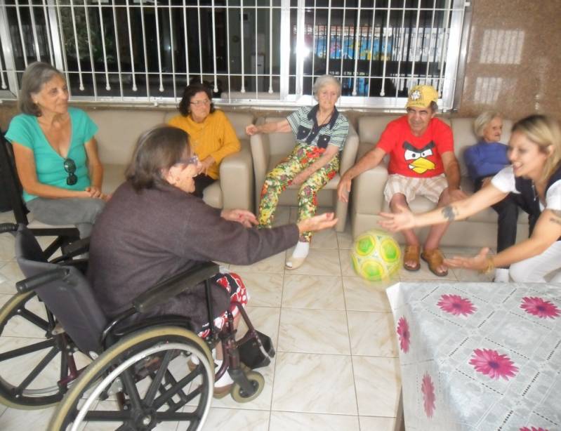 Onde Encontrar Clínica Dia para Idosos com Fisioterapia Vila Dalila - Clínica Dia para Idosos Dependentes